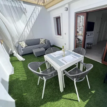 Apartment Paulmarie Ocean View In Windsor Park *
