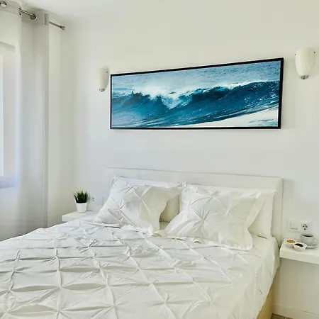 Paulmarie Ocean View In Windsor Park Daire