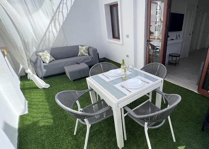 公寓 Paulmarie Ocean View In Windsor Park *