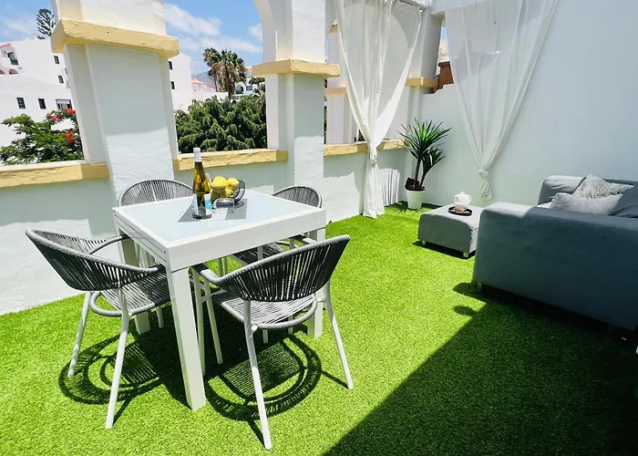 Apartment Paulmarie Ocean View In Windsor Park *